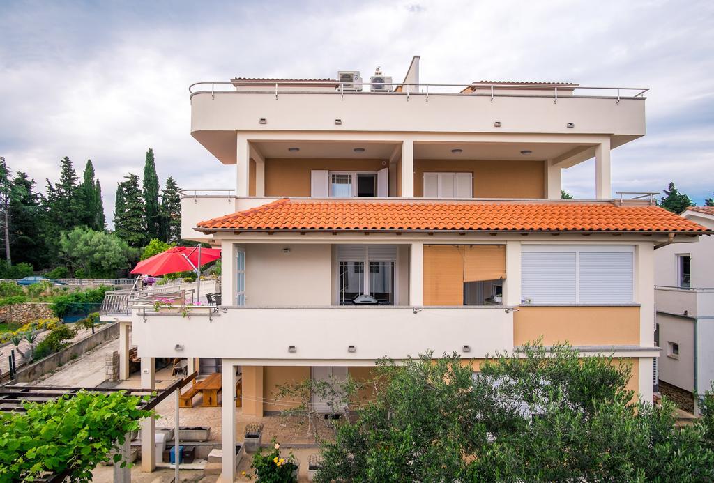 Apartments Vall Krk Town Esterno foto
