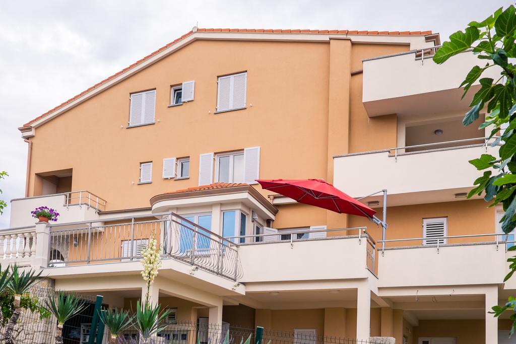 Apartments Vall Krk Town Esterno foto