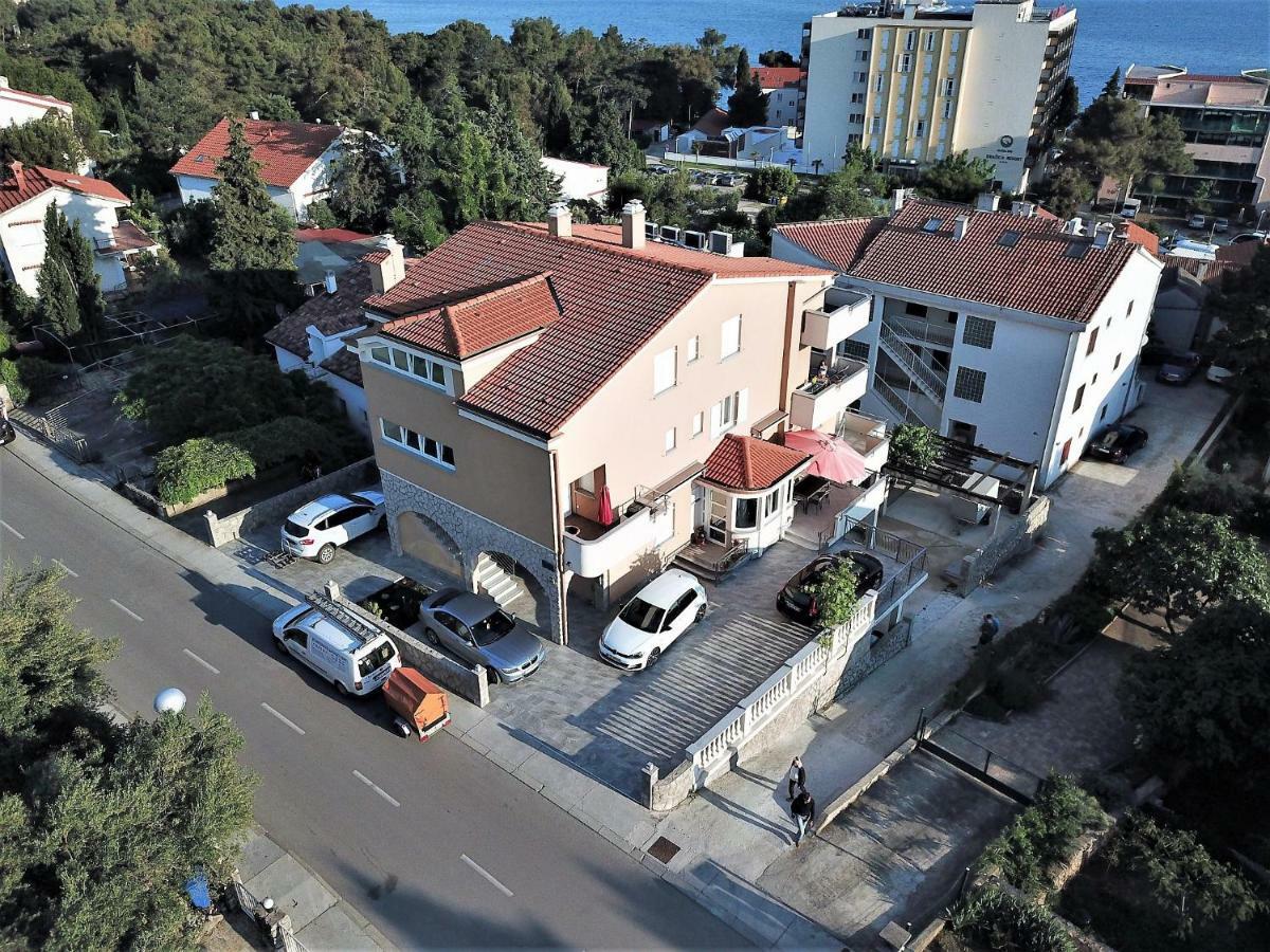 Apartments Vall Krk Town Esterno foto